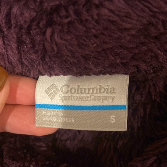 Like new purple Columbia jacket size small - Picture 2 of 4